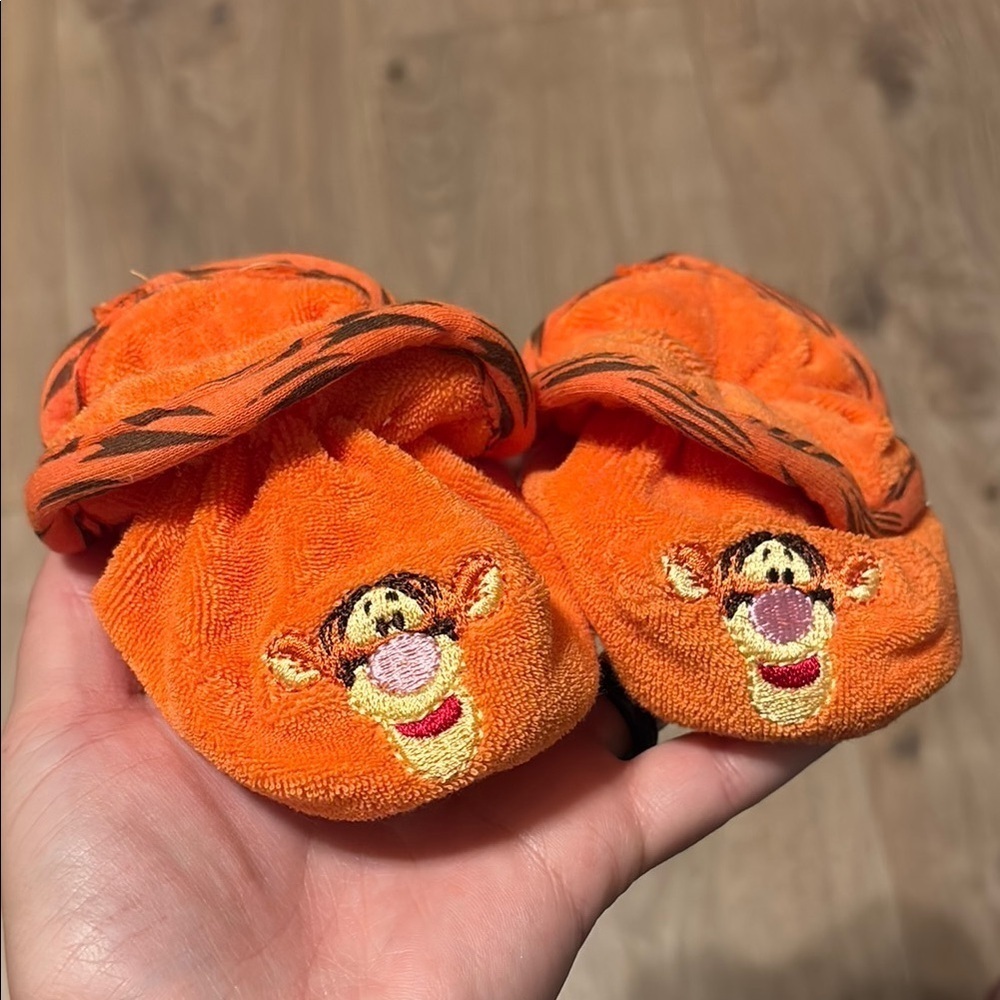 Vintage Disney Tigger Baby Booties